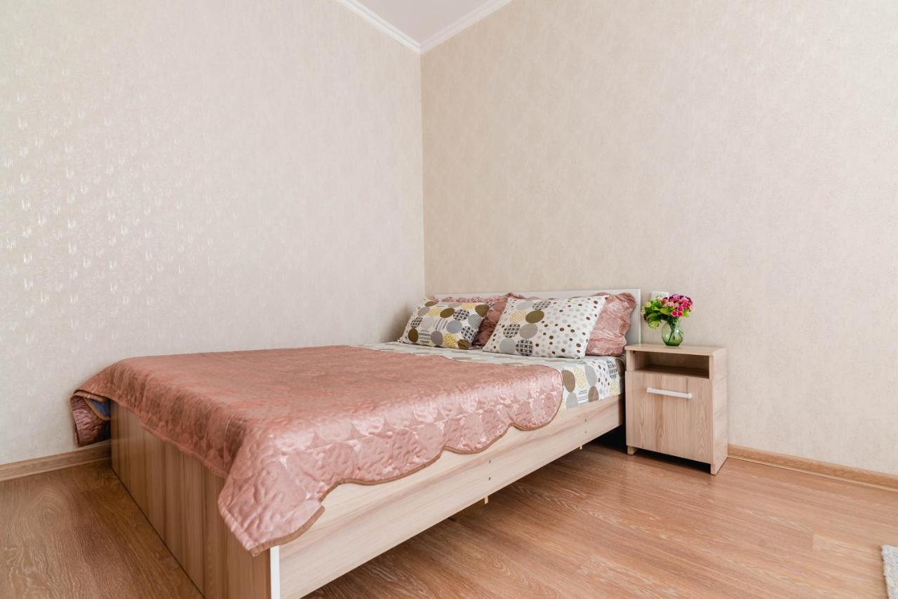 Akvarel Apartment near ADK Almaty Eksteriør billede